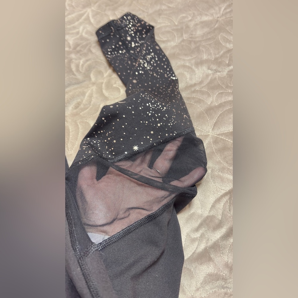 Old Navy Active Go-Dry Black Galaxy Print Leggings S Petite High Rise - Picture 5 of 7